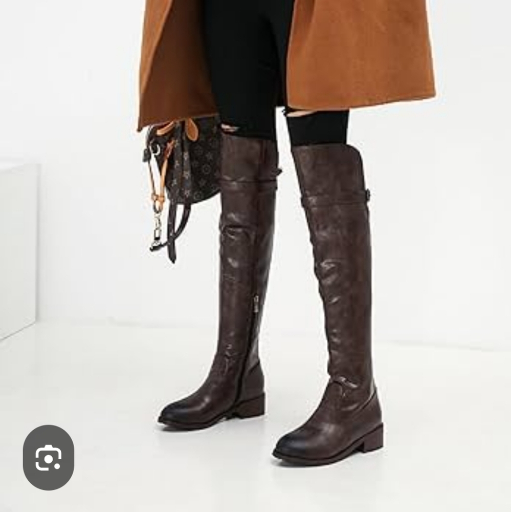 Tory Burch Tarulli Brown Distressed Over-the-knee Studded Boots. Size: 8.